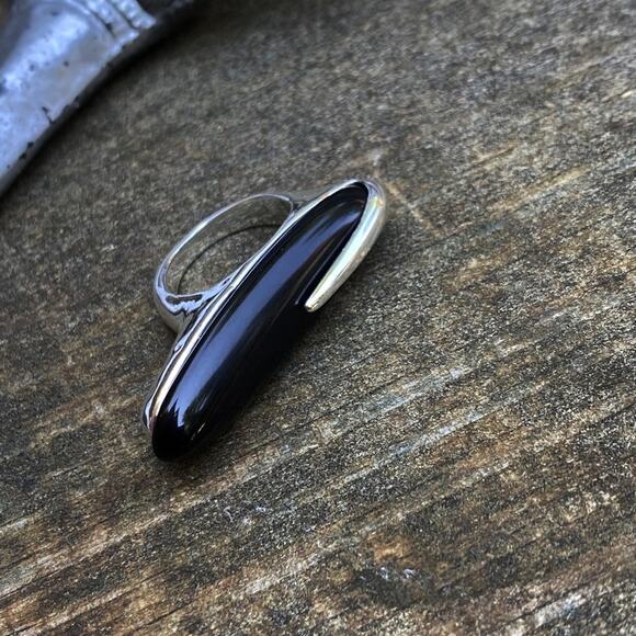 NEW Silver & Onyx Deco Statement Ring - Picture 9 of 9